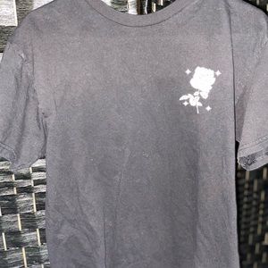 Yours truly black M T-shirt rose front and back